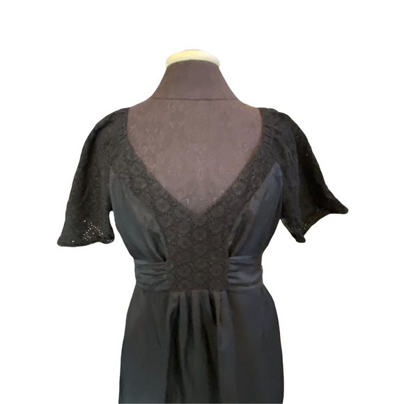 100% silk black slip dress by Banana Republic - Picture 7 of 8